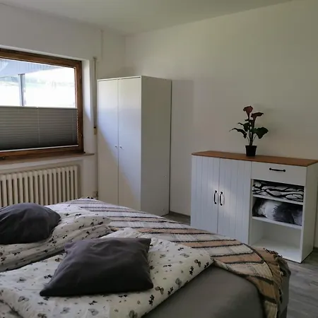 Апартаменты Ferienwohnung Waldbroel