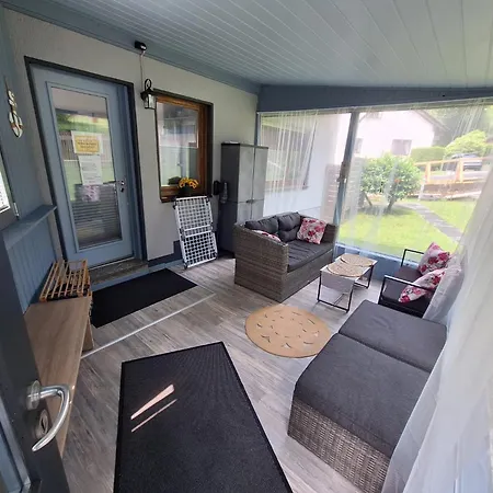 Ferienwohnung Waldbroel Апартаменты *